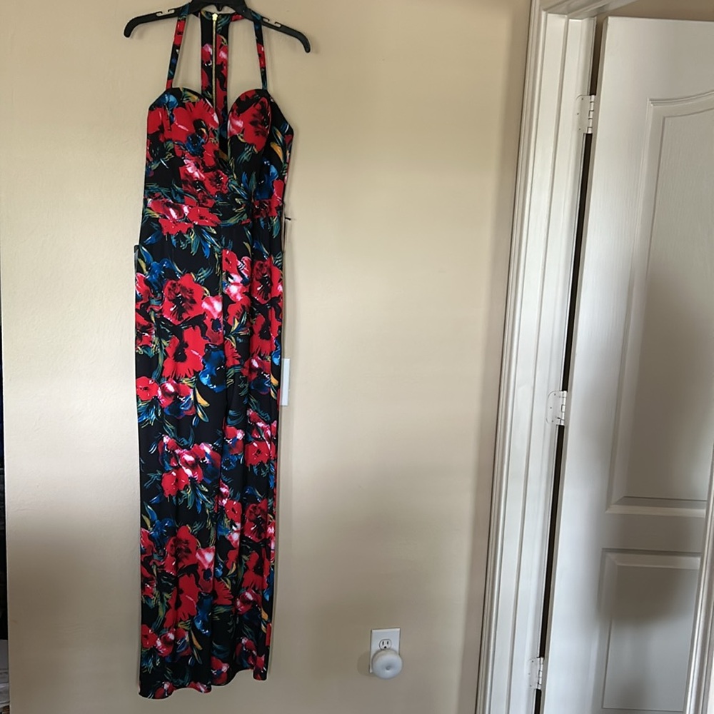 NWT Bebe x Naven Floral Halter Crisscross Jumpsuit 10 - Picture 4 of 10